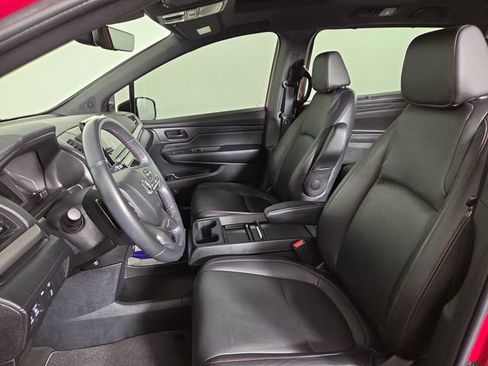 Used 2023 Honda Odyssey Sport image 13