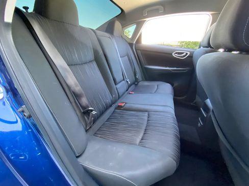 Used 2019 Nissan Sentra SV FWD image 28