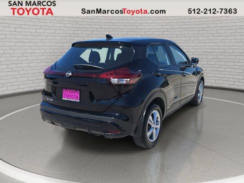 Used 2025 Nissan Kicks Play S image 5