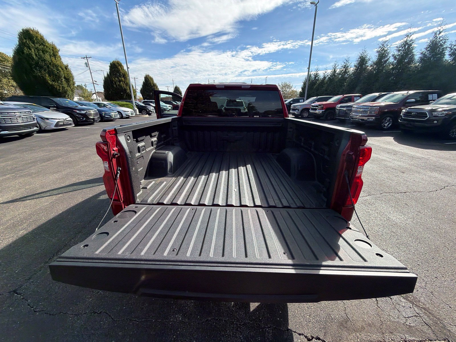 Certified 2024 Chevrolet Silverado 1500 RST AWD/4WD image 24