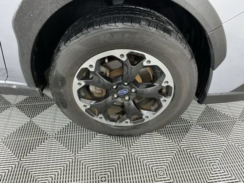 Used 2022 Subaru Crosstrek 2.0i AWD/4WD image 17