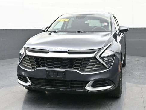 Used 2023 Kia Sportage LX image 7