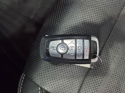 Used 2019 Ford Mustang GT Premium w/ Equipment Group 401A RWD image 28