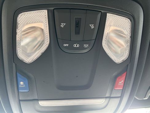 Used 2022 RAM 5500 Tradesman image 12