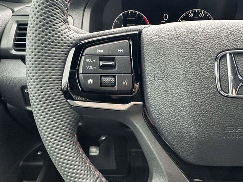 New 2026 Honda Ridgeline Black Edition image 12