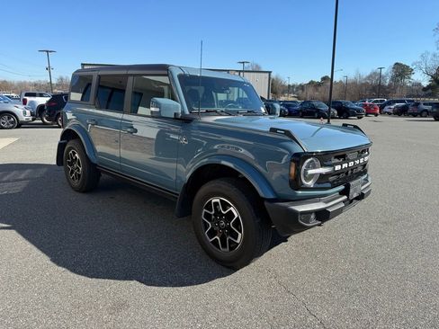 Used 2023 Ford Bronco Outer Banks image 9