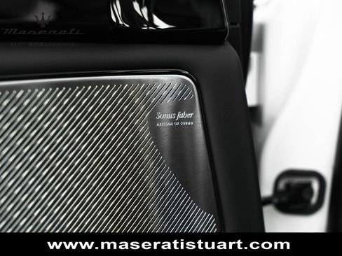 New 2025 Maserati Grecale Modena image 24