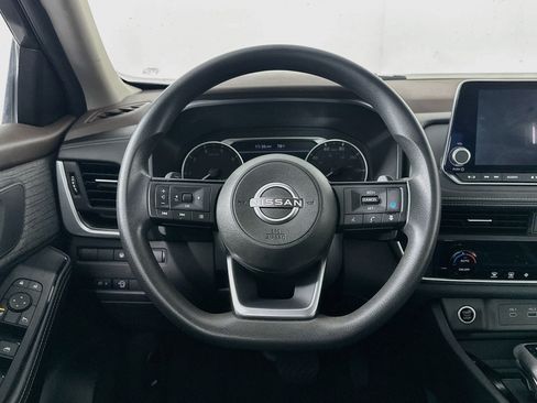 Used 2023 Nissan Rogue SV FWD image 18