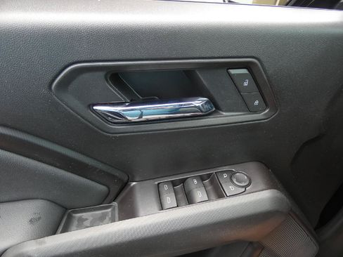 Used 2025 Chevrolet Colorado LT w/ LT Convenience Package AWD/4WD image 19
