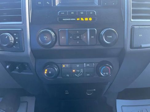 Used 2022 Ford F250 XL w/ Power Equipment Group image 26