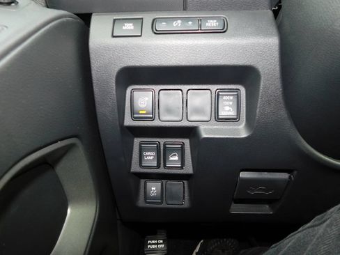 Used 2024 Nissan Frontier SV w/ Hardbody Edition AWD/4WD image 37