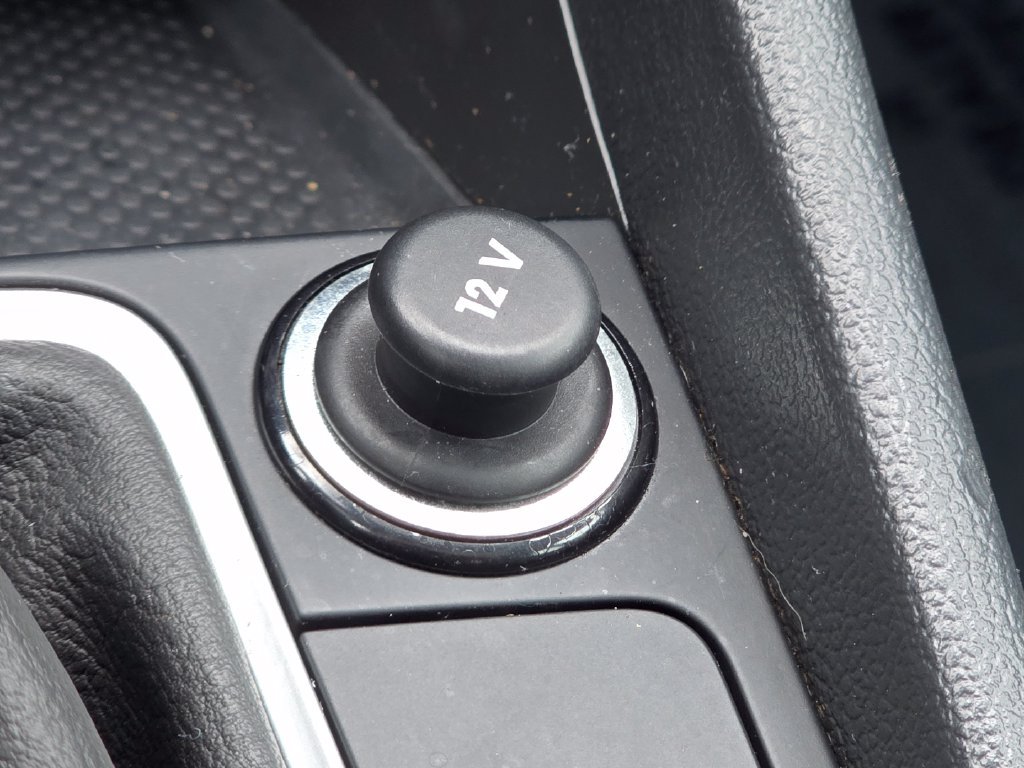 Used 2024 Volkswagen Jetta SE FWD image 8