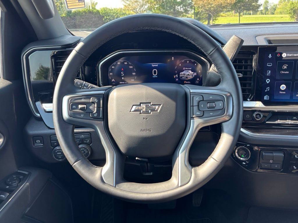 Used 2026 Chevrolet Silverado 1500 RST AWD/4WD image 24