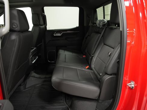 New 2026 GMC Sierra 1500 Elevation w/ Elevation Premium Package image 17