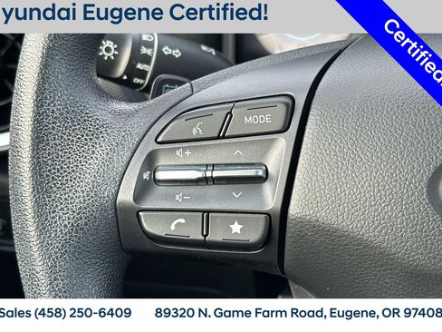 Used 2023 Hyundai Kona SE image 29