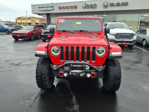Used 2018 Jeep Wrangler Unlimited Rubicon w/ Dual Top Group AWD/4WD image 9