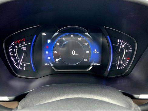 Used 2020 Hyundai Santa Fe Limited image 21