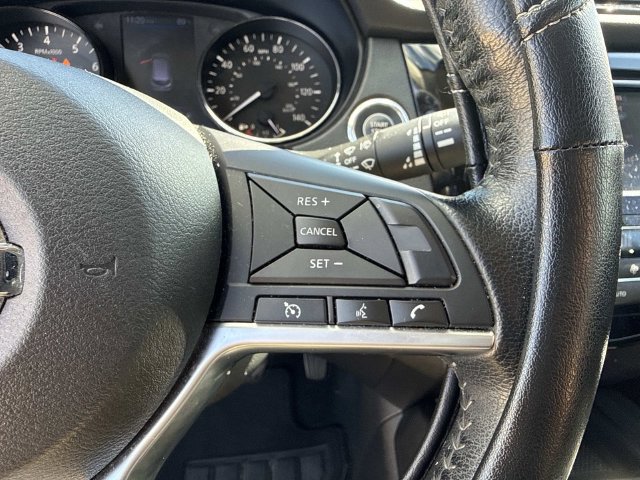 Used 2020 Nissan Rogue Sport SV w/ All-Weather Package FWD image 29