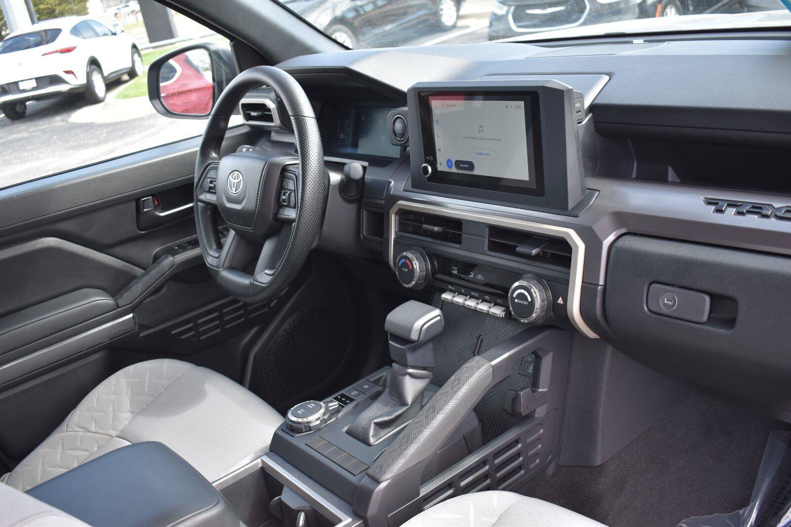 Used 2026 Toyota Tacoma SR5 AWD/4WD image 13