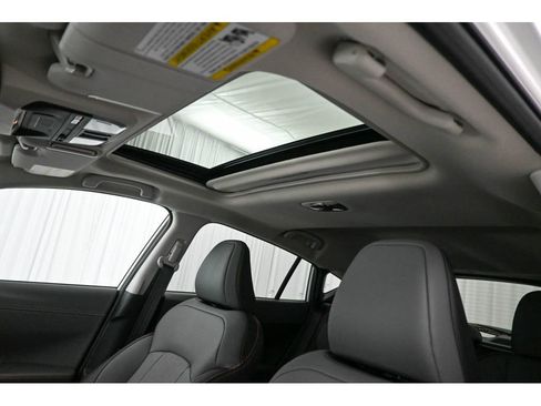 New 2025 Subaru Crosstrek 2.5i Limited w/ Crosstrek Mirror Package image 18