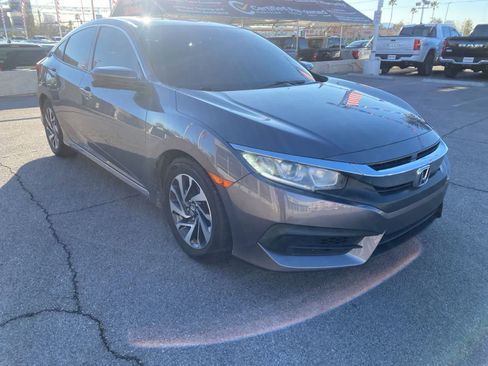 Used 2017 Honda Civic EX image 4