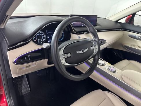Used 2022 Genesis GV70 2.5T w/ Advanced Package image 13