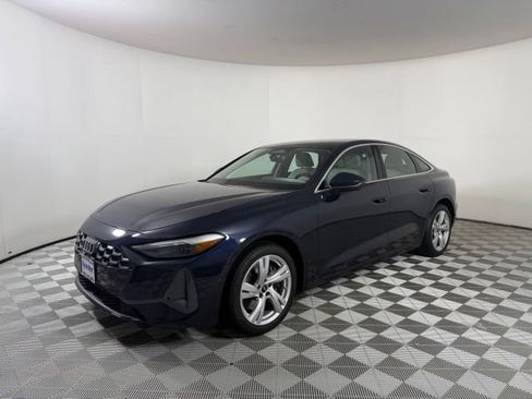 Used 2025 Audi A5 2.0T Premium w/ Convenience Package AWD/4WD image 3