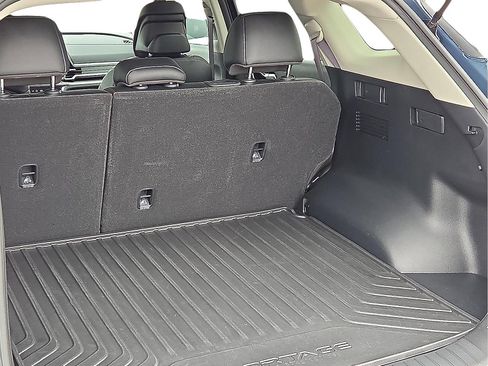 Used 2025 Kia Sportage EX image 8