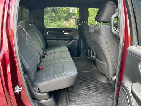 Used 2020 RAM 1500 Big Horn AWD/4WD image 11