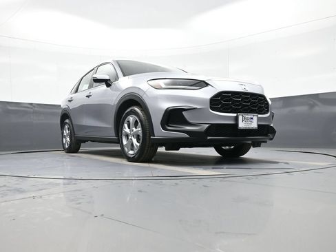 Certified 2023 Honda HR-V LX image 26