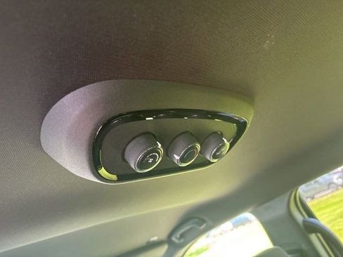 Used 2023 Dodge Durango GT AWD/4WD image 31
