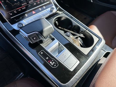 Used 2021 Audi Q7 3.0T Prestige w/ Prestige Package image 21