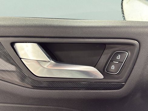 Used 2025 Ford Escape ST-Line image 16