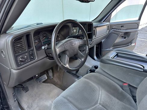 Used 2004 Chevrolet Silverado 1500 LT w/ Light Duty Power Package image 24