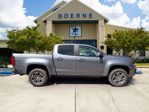 Used 2022 Chevrolet Colorado W/T w/ Custom Special Edition AWD/4WD image 7