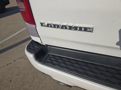 Used 2020 RAM 1500 Laramie w/ Sport Appearance Package AWD/4WD image 16