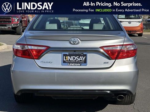 Used 2017 Toyota Camry SE image 6