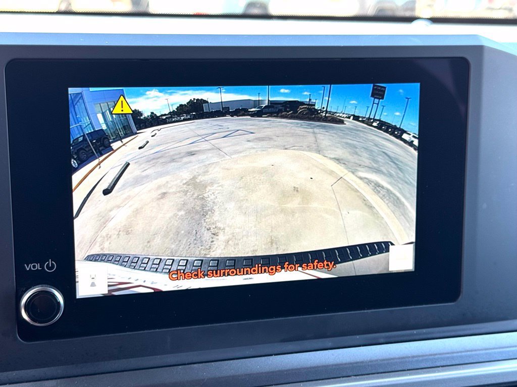 Used 2025 Toyota 4Runner SR5 AWD/4WD image 38