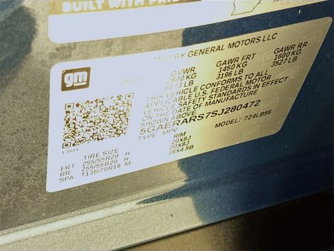 Used 2025 Buick Enclave Preferred image 32