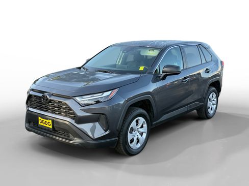 Used 2024 Toyota RAV4 LE image 1