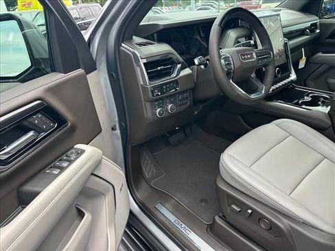 New 2026 GMC Yukon Elevation w/ Elevation Premium Package AWD/4WD image 20
