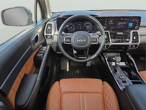 Used 2023 Kia Sorento SX Prestige AWD/4WD image 12