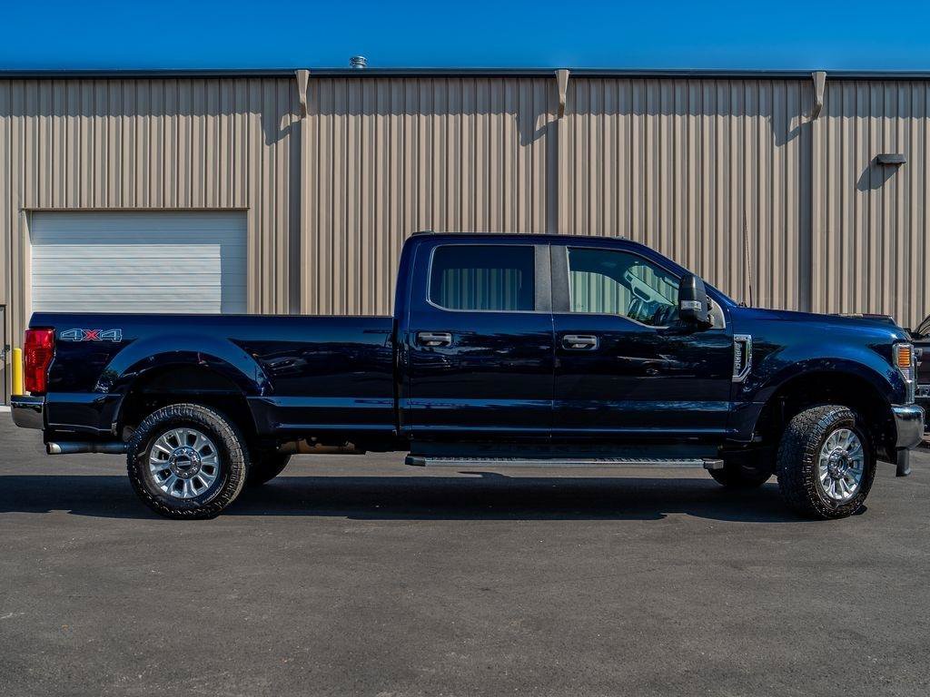 Used 2022 Ford F350 XL w/ STX Appearance Package AWD/4WD image 2