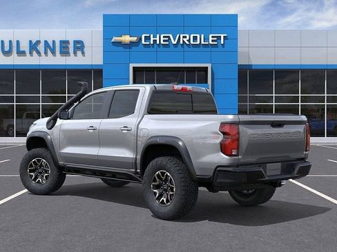 New 2025 Chevrolet Colorado ZR2 w/ Off-Road Front Bumper Package AWD/4WD image 3