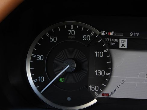 Used 2023 Land Rover Defender 90 X-Dynamic SE AWD/4WD image 86