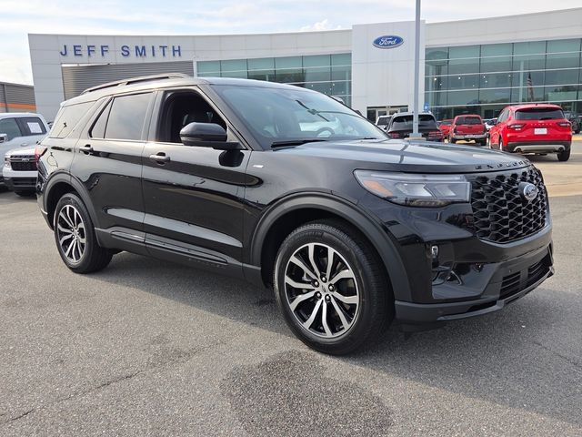 New 2026 Ford Explorer ST-Line w/ Premium Package RWD image 32