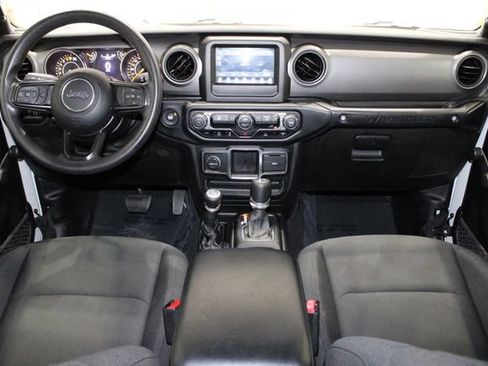 Used 2022 Jeep Wrangler Unlimited Sport AWD/4WD image 28