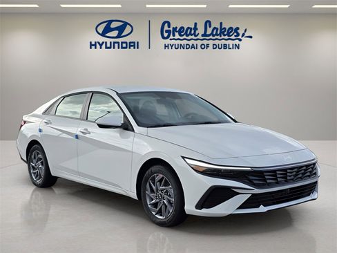New 2026 Hyundai Elantra Blue image 7