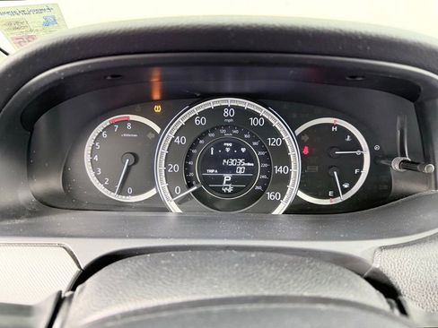 Used 2015 Honda Accord LX image 15