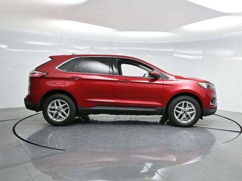 Used 2023 Ford Edge SEL image 32